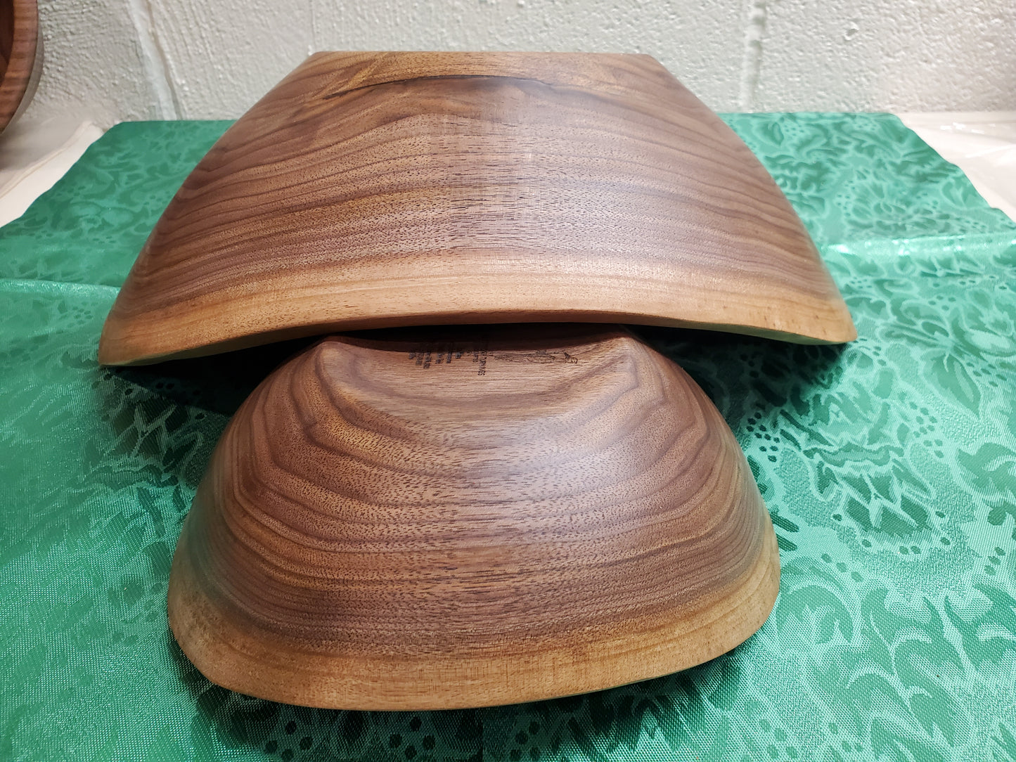 Black walnut 2 bowl nested set 0223-09-0010 & 0223-10-0010