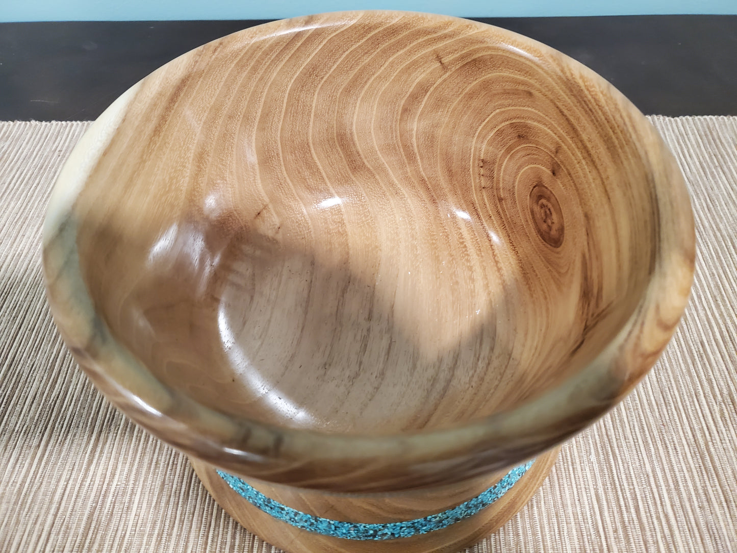 Locust bowl with alabaster inlay #0523-05-0035