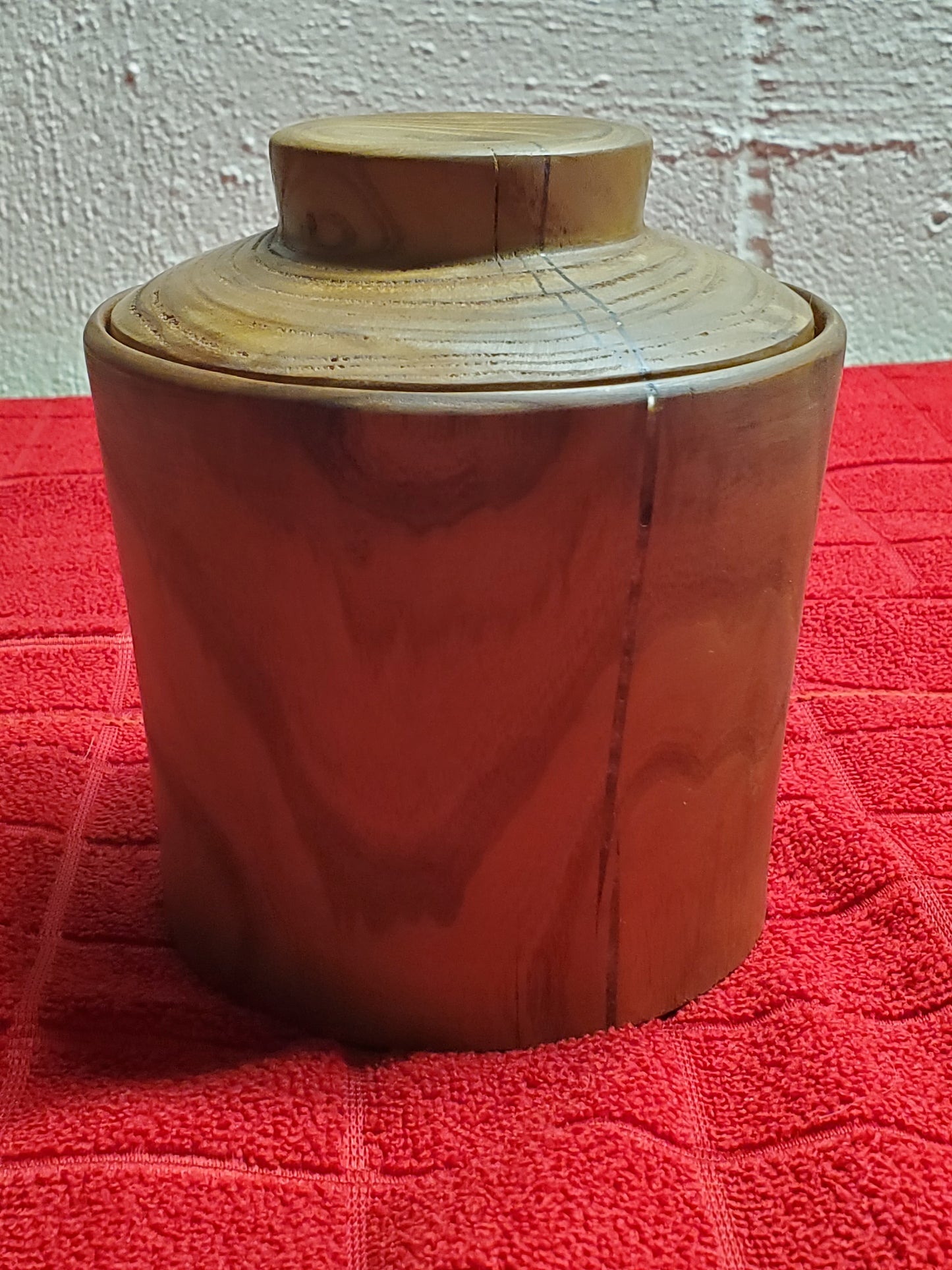 Russian Olive Container with Lid 0223-03-0004