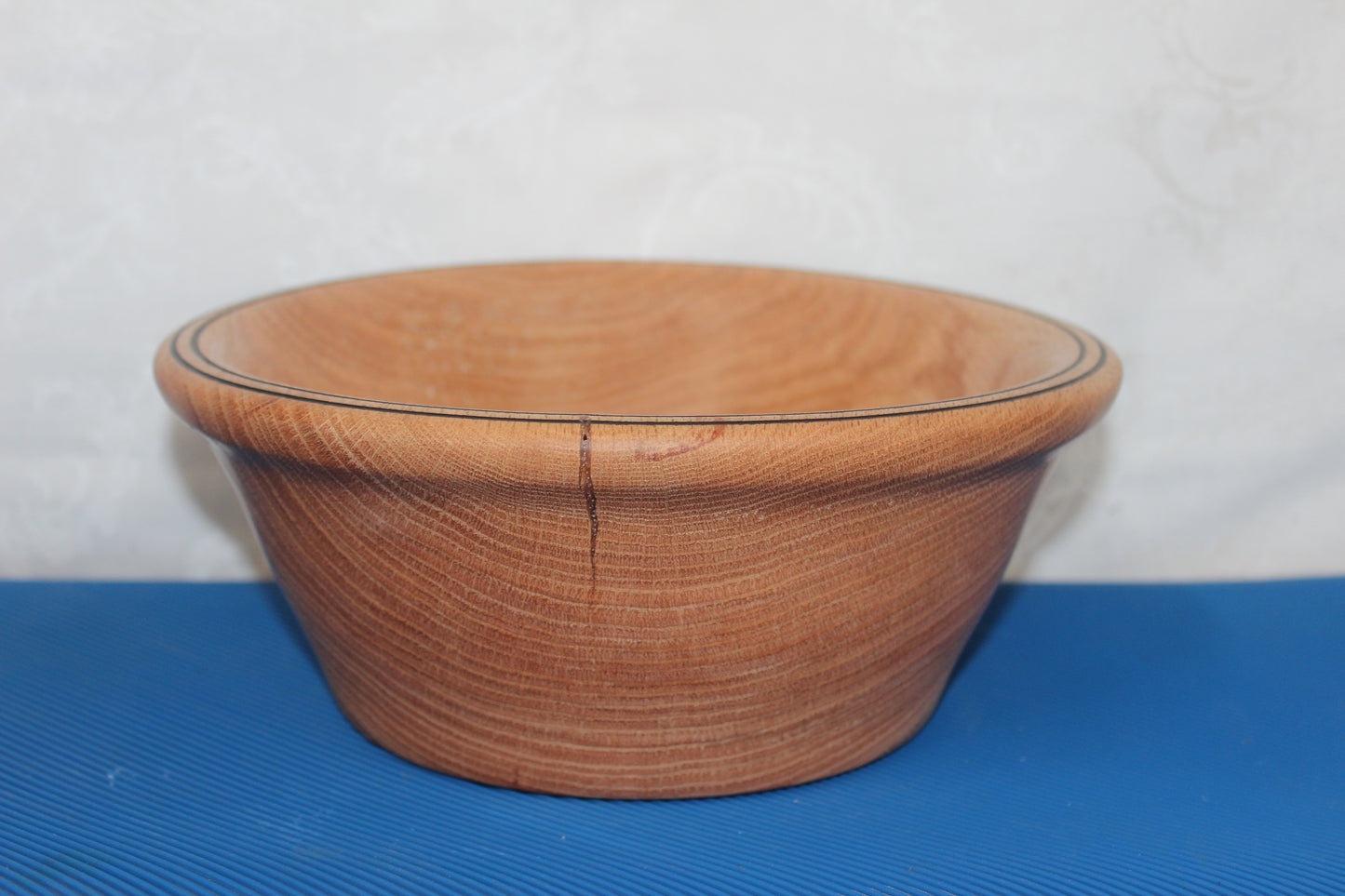 Oak Bowl Thick and Sturdy 0322-05