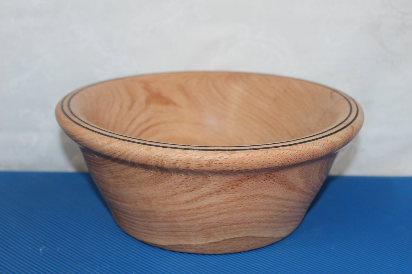 Oak Bowl Thick and Sturdy 0322-05