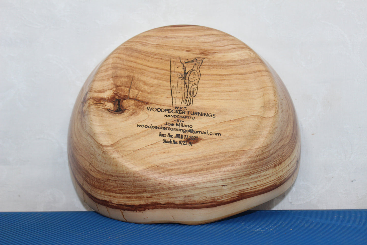 Apple Oblong Live Edge Bowl 0722-01: