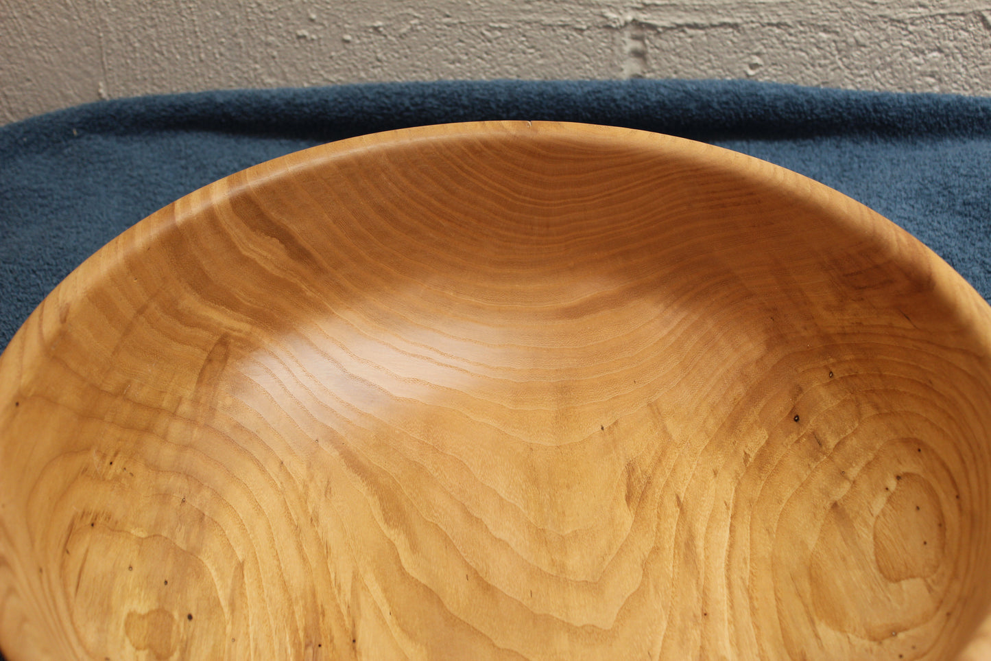 Ash. Large Bowl 0123-01-0001